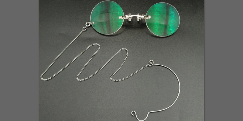 Unique Custom Made Glasses Let You Stand Out from Crowd